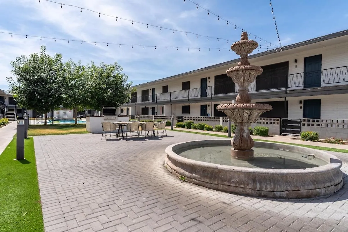 Central Old Town 2 Bedroom Apt, Gameroom & Pool Scottsdale 0*,